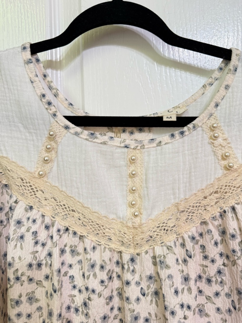 H283 New POL M pp22 Cream Floral Lace Trim Sleeveless Top matching pants listed - Picture 2 of 9